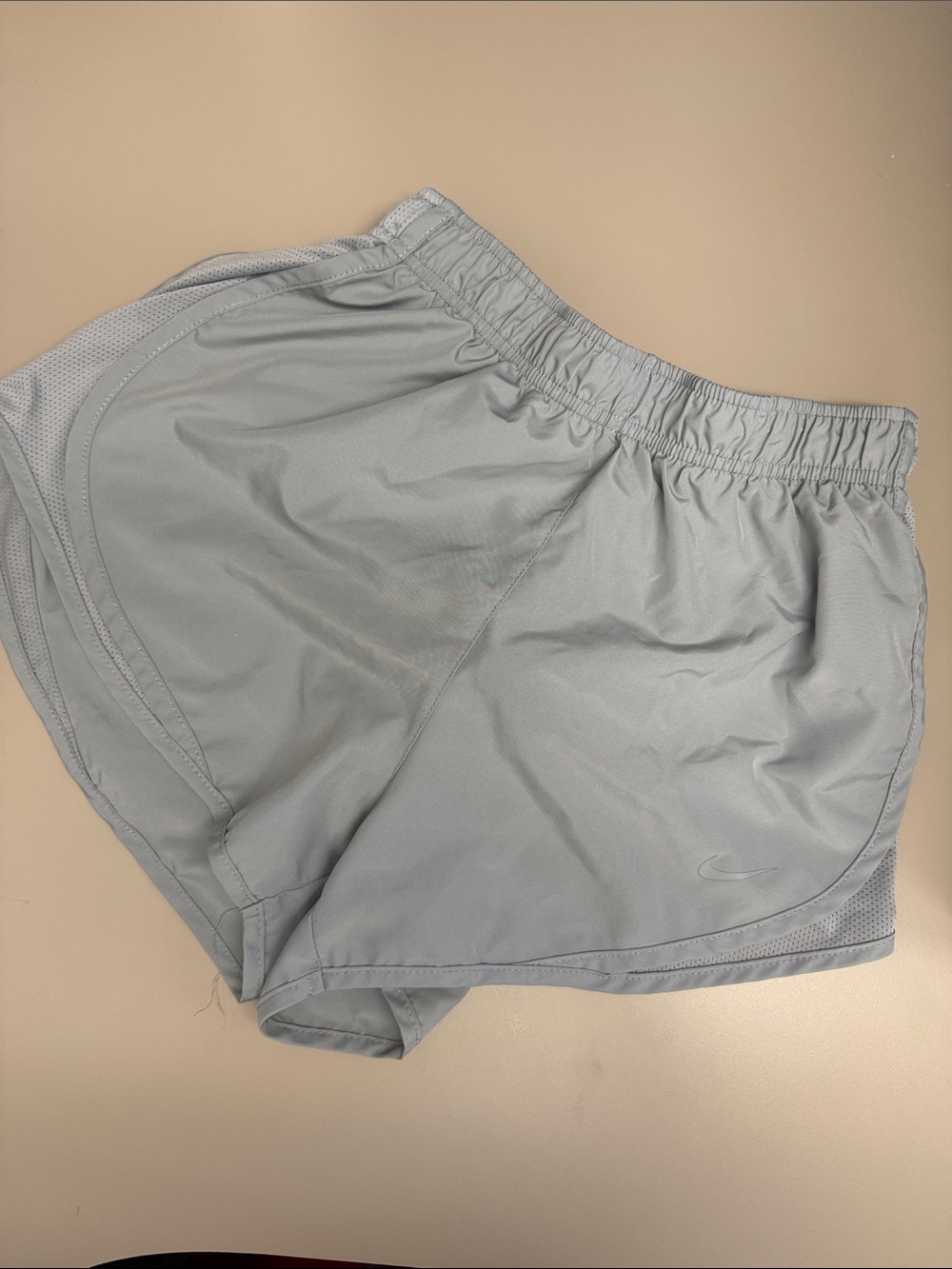 Nike Women's Tempo Dri Fit Running Shorts  Wolf Gray Size Small